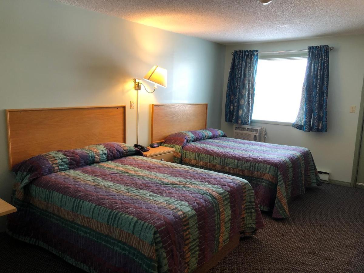 Chimo Motel Cochrane Exterior foto